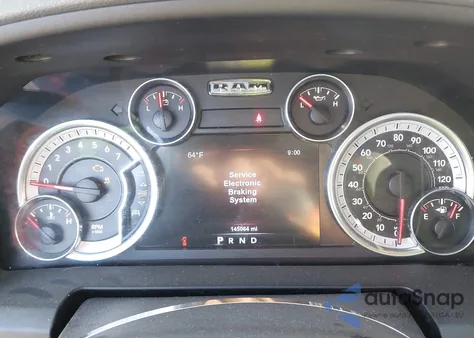 2015 Ram 1500 Big Horn z USA, uszkodzony, nr VIN 1C6RR7LT1FS719886